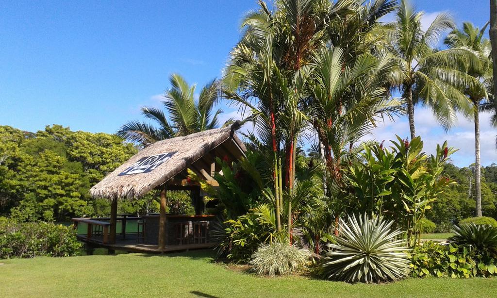 Club Oceanus Resort Pacific Harbour Extérieur photo