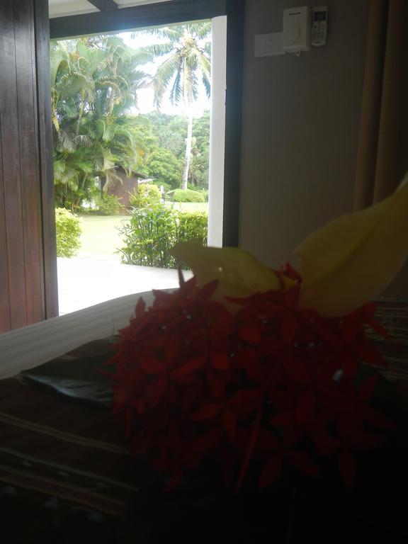 Club Oceanus Resort Pacific Harbour Extérieur photo