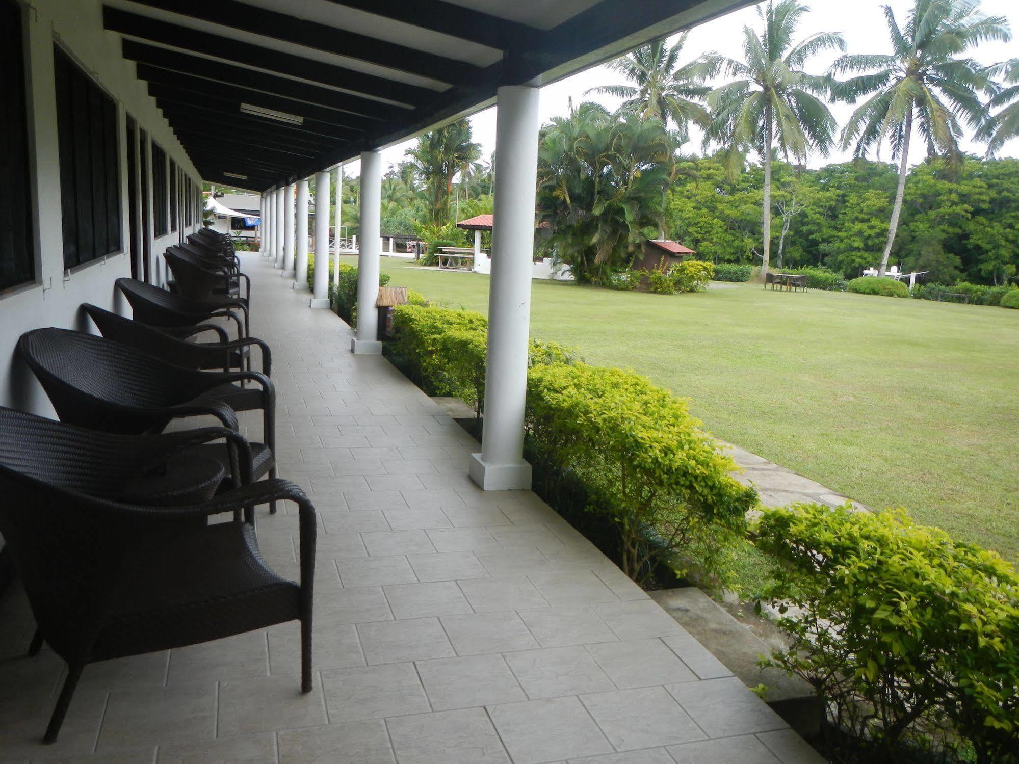 Club Oceanus Resort Pacific Harbour Extérieur photo