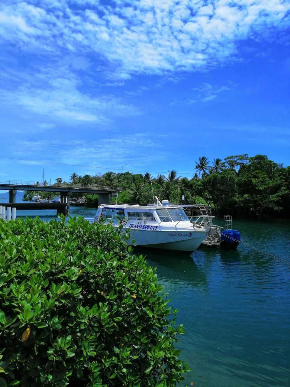 Club Oceanus Resort Pacific Harbour Extérieur photo